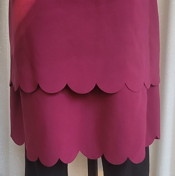 NWT Scalloped Hem Shift Dress by Betsey Johnson, Size 10 - Picture 2 of 16